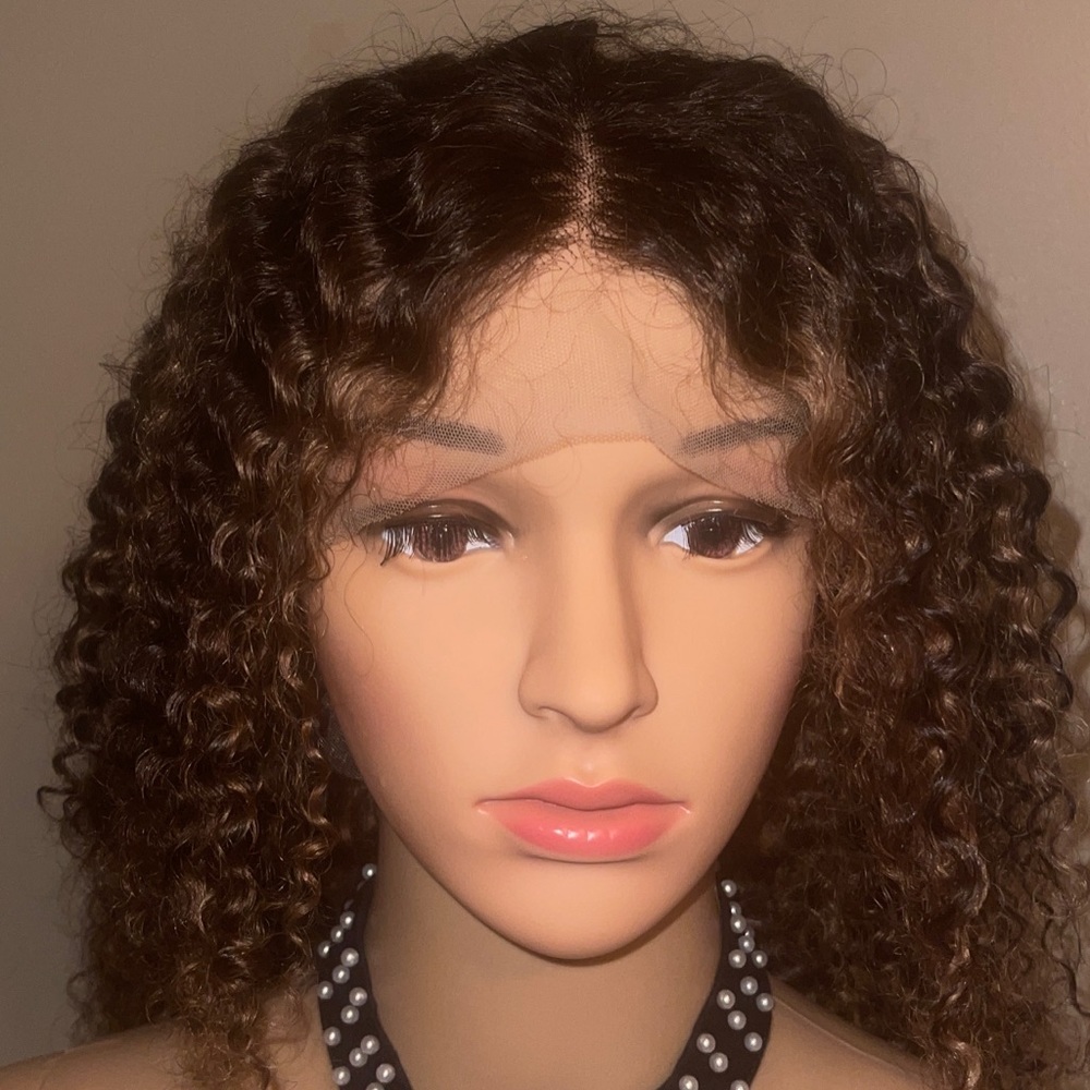 Brand : Remy Deep curly wave Size : M  Color : back and Brown